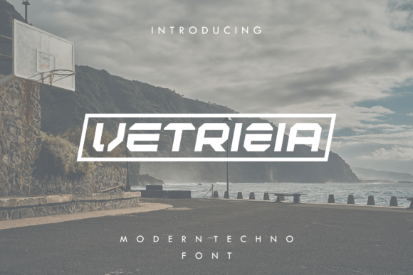 Vetrizia: A Modern Display Font for Editorial Design